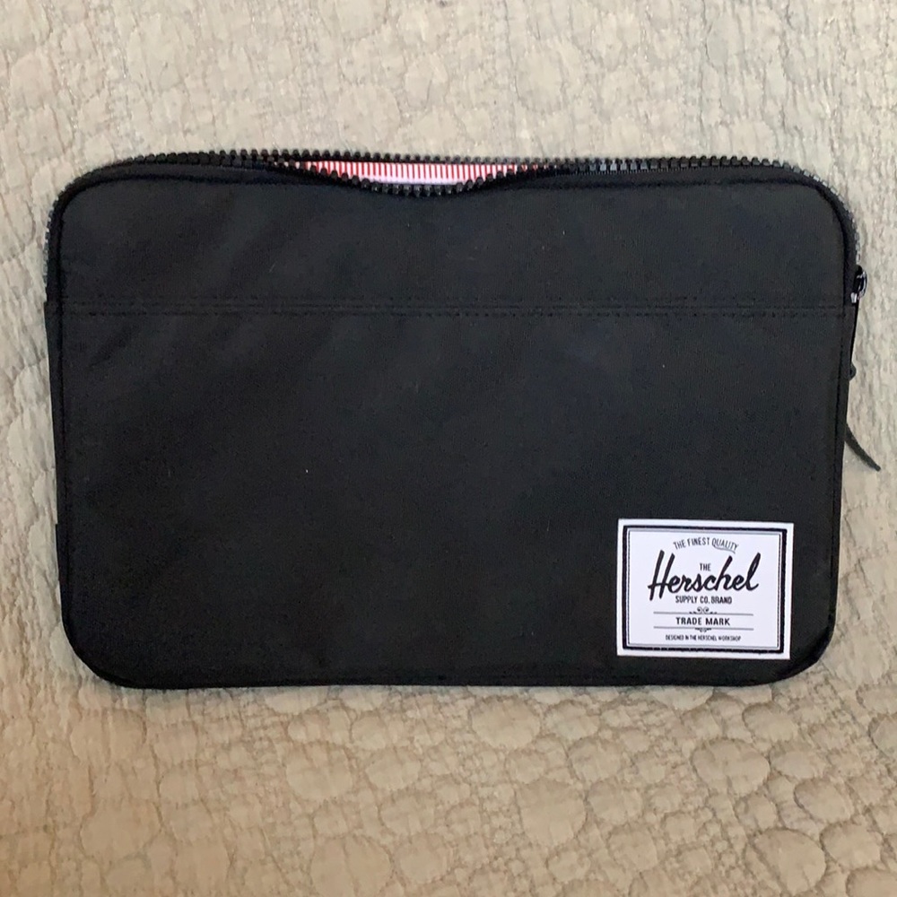 Herschel laptop case black